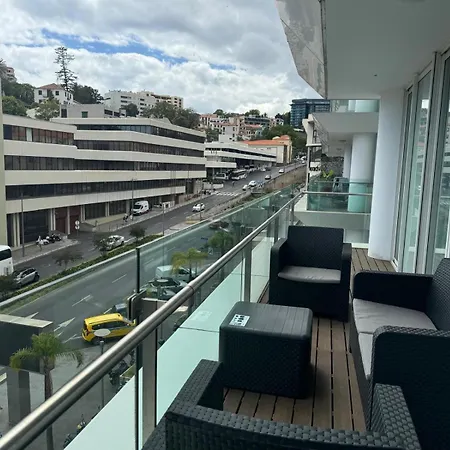 Next Corner Plaza Apartmán